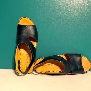 Women’s Sandals, scout Navy.